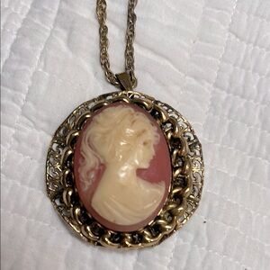 Vintage costume Jewelry Gold and Pink Cameo Pendant Necklace